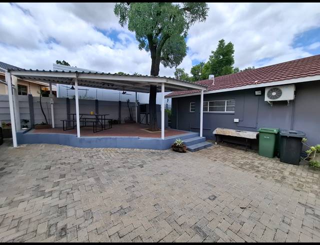 4 BEDROOM HOUSE FOR SALE IN SAFARI GARDENS